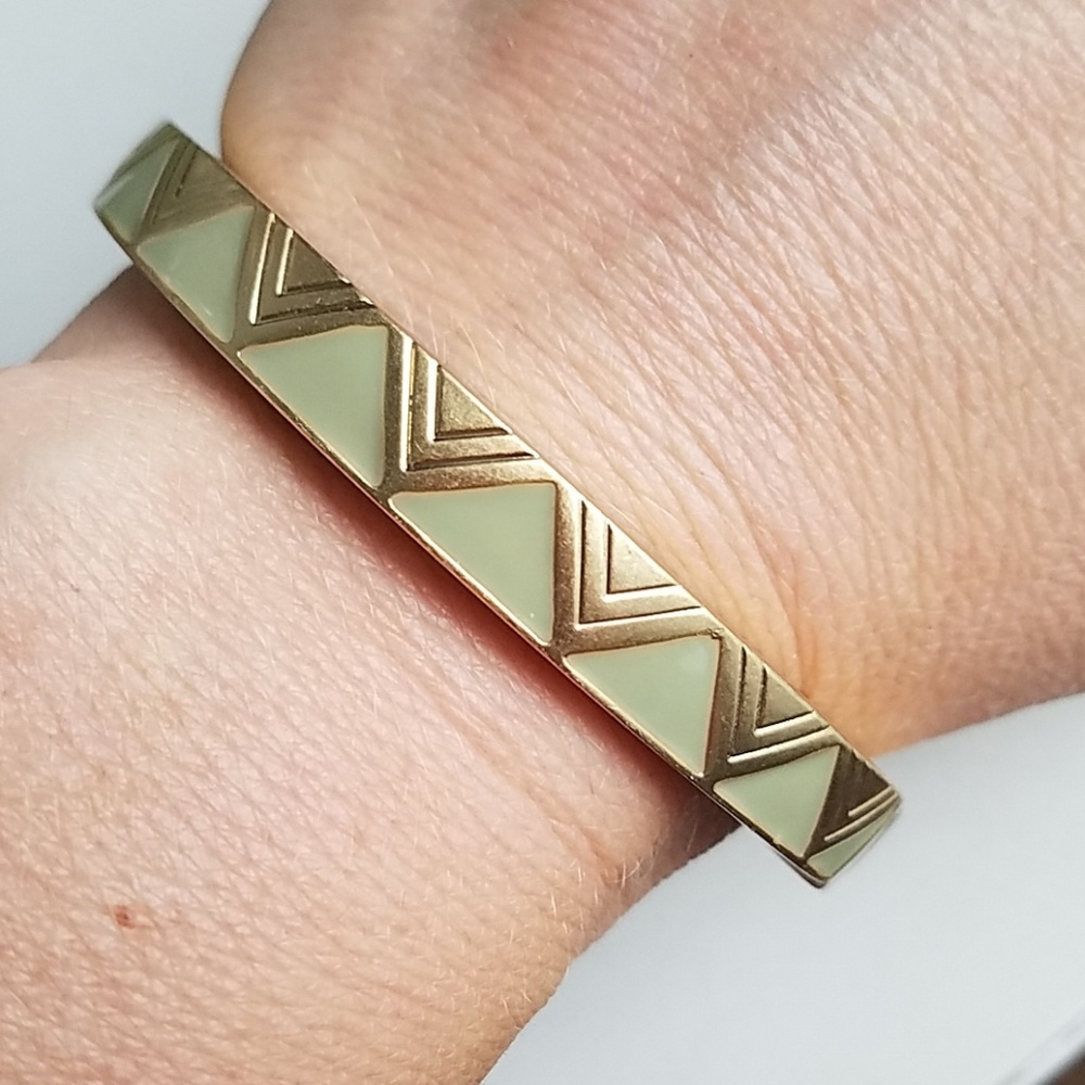 Lia Sophia On Point stretch bracelet